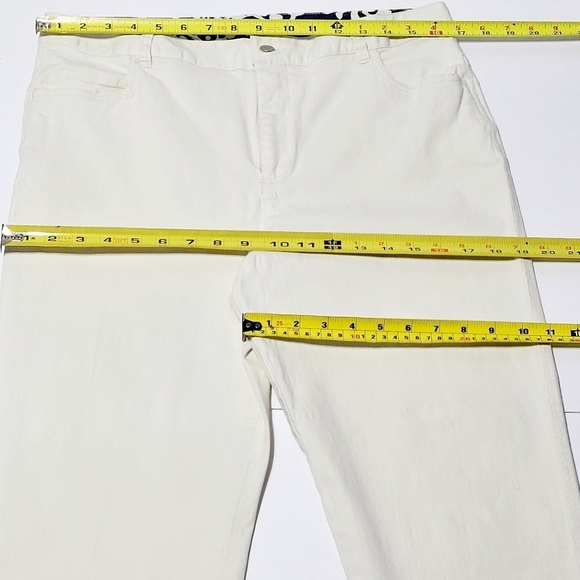 Telluride Clothing Co. Off White Stretch Above Ankle Capris Pedal Pusher (14) - Picture 9 of 10
